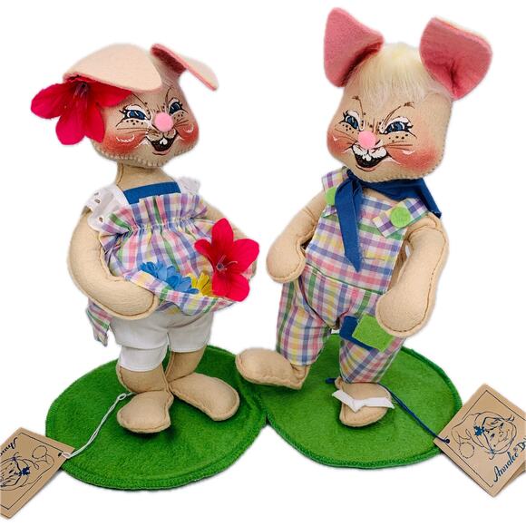 1992 Annalee Spring Easter Bunny Boy and Girl 10" Tall #0662 #0664 - Picture 1 of 10